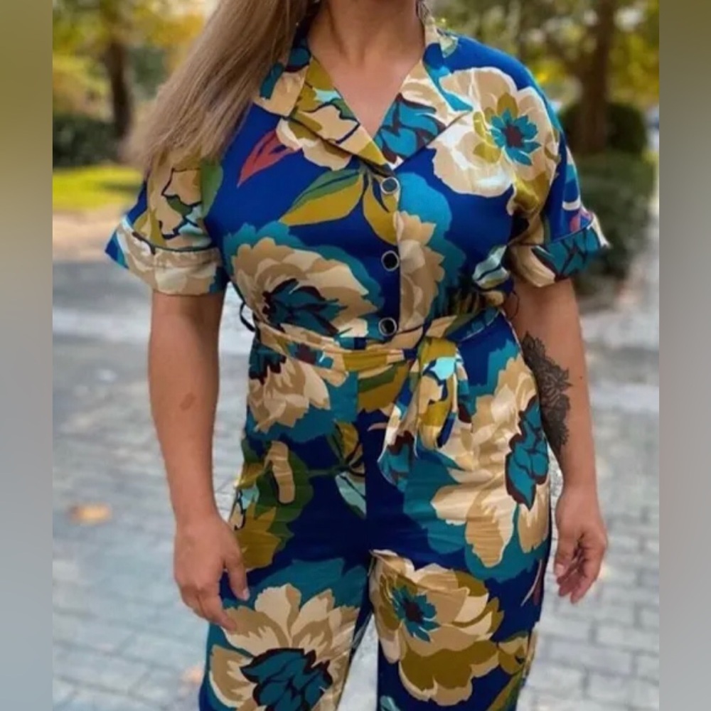 Zara blue green Floral Satin Short Sleeve button front Jumpsuit Size XL new - Picture 6 of 6